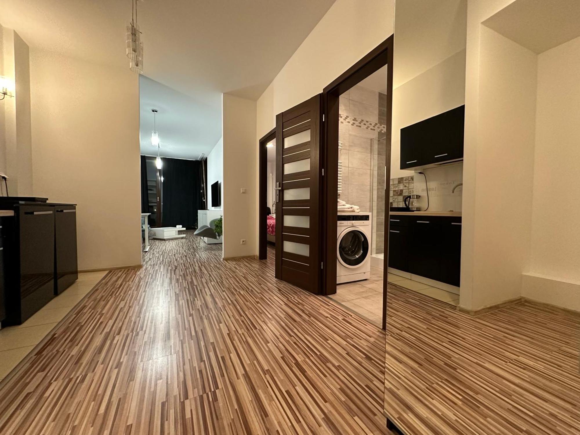 Two Rooms Apartment Triton Park Varsovie Extérieur photo
