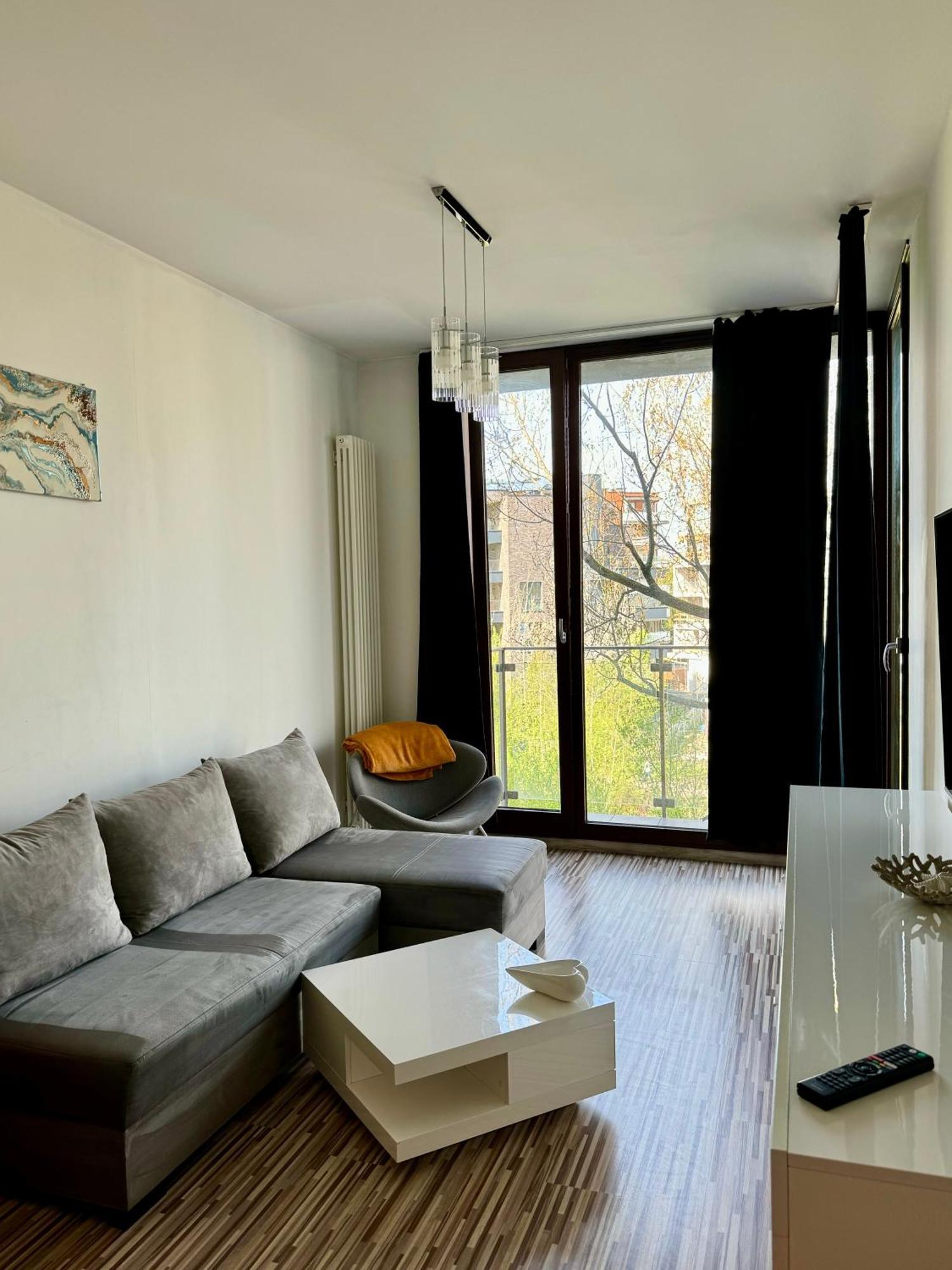 Two Rooms Apartment Triton Park Varsovie Extérieur photo