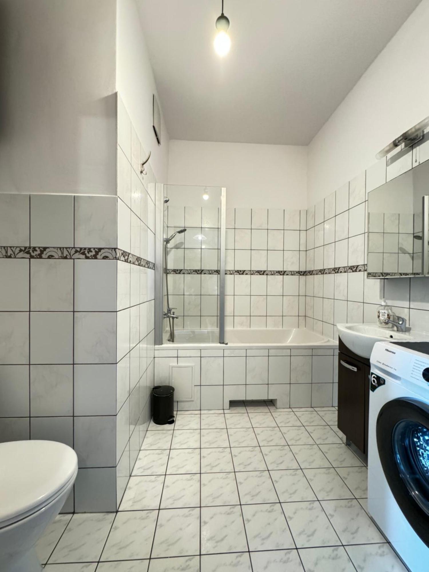 Two Rooms Apartment Triton Park Varsovie Extérieur photo
