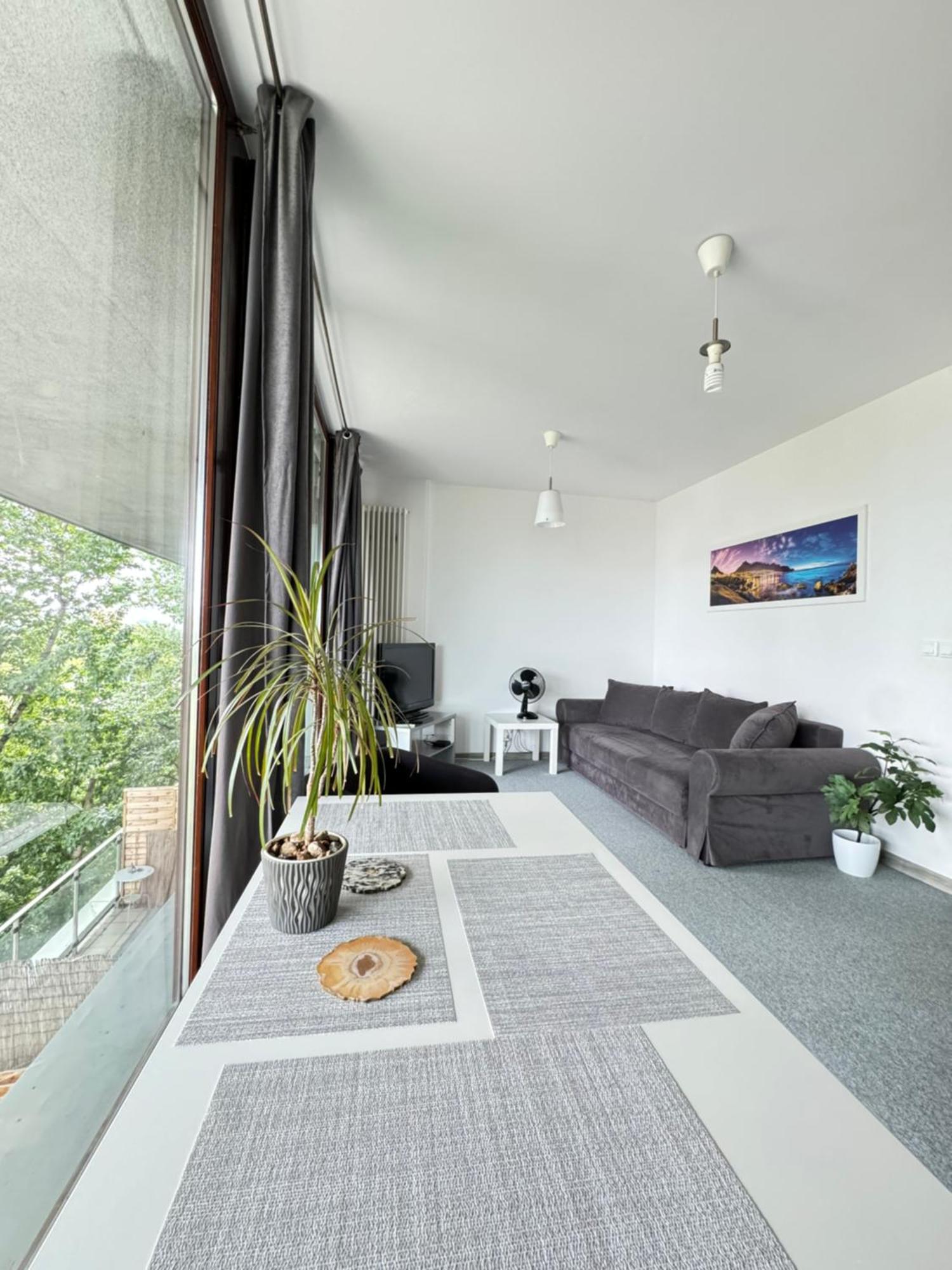 Two Rooms Apartment Triton Park Varsovie Extérieur photo